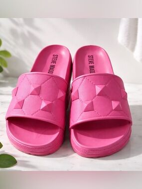 Steve Madden Pink Studded Slides Made in Greece Women Size 9 EU 40